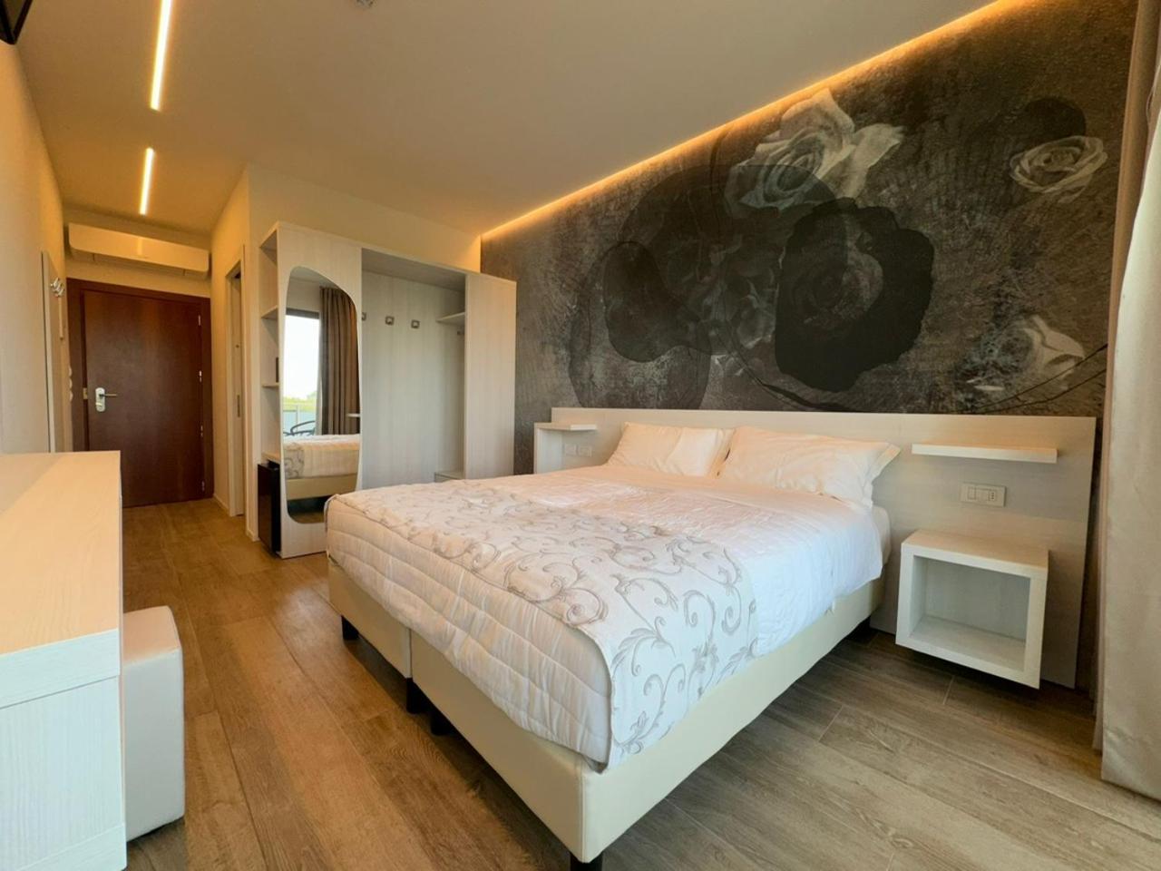 Hotel Franz بيبيوني المظهر الخارجي الصورة