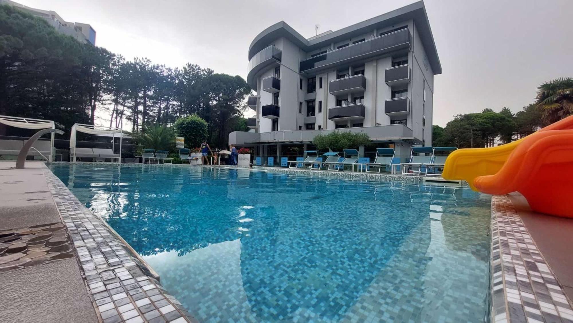 Hotel Franz بيبيوني المظهر الخارجي الصورة